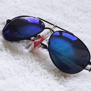Freya Blue w/Black Rim Mirrored Sunglasses